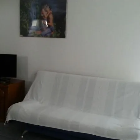 Miskovic * マカルスカ