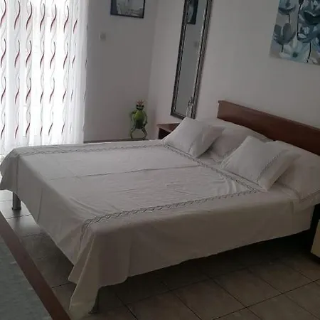 Miskovic アパート