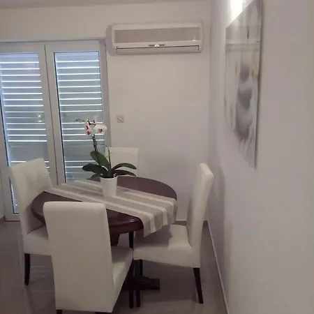 Miskovic * ماكارسكا