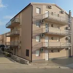 Miskovic Apartment